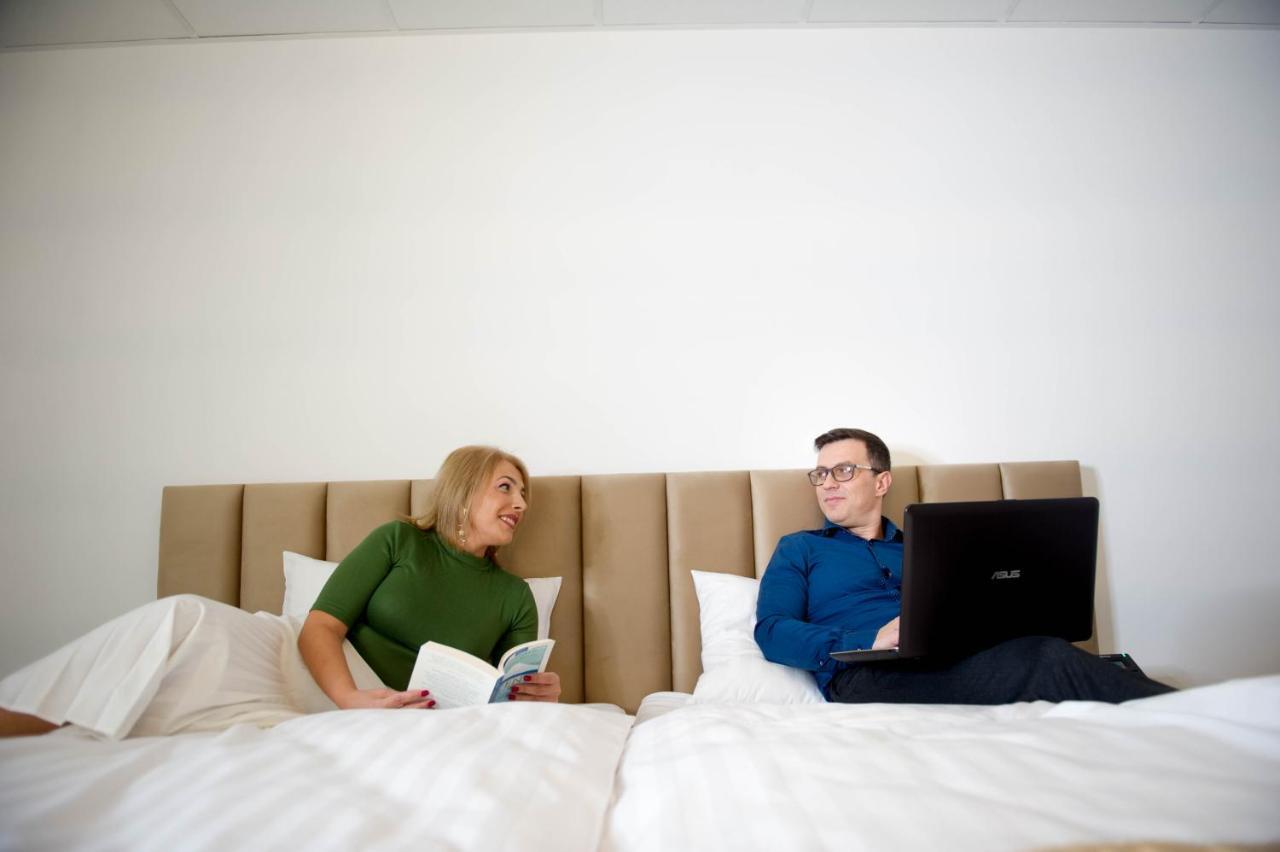 Friends Residence Apartments تيميشورا المظهر الخارجي الصورة
